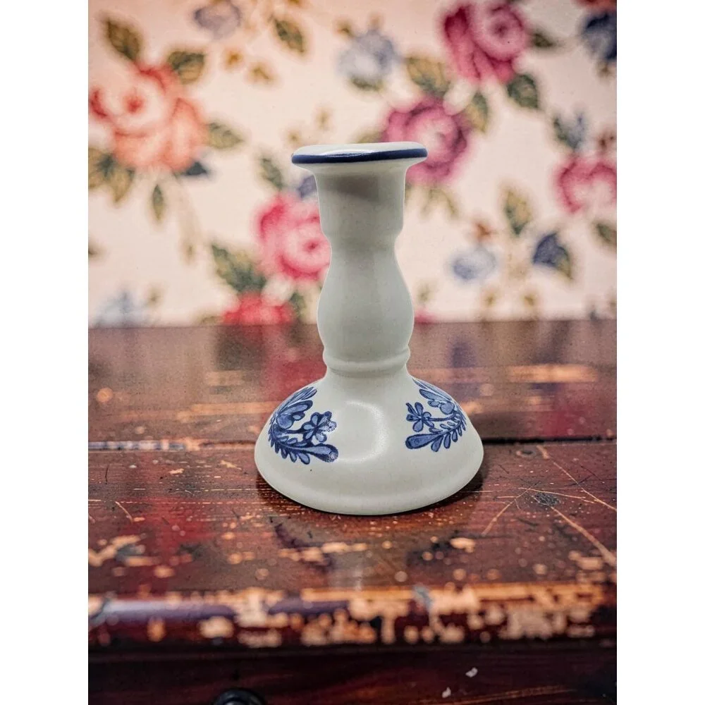 Vintage Platzgraff Yorktowne Ceramic Blue & White Floral Candle Holder - Picture 12 of 16